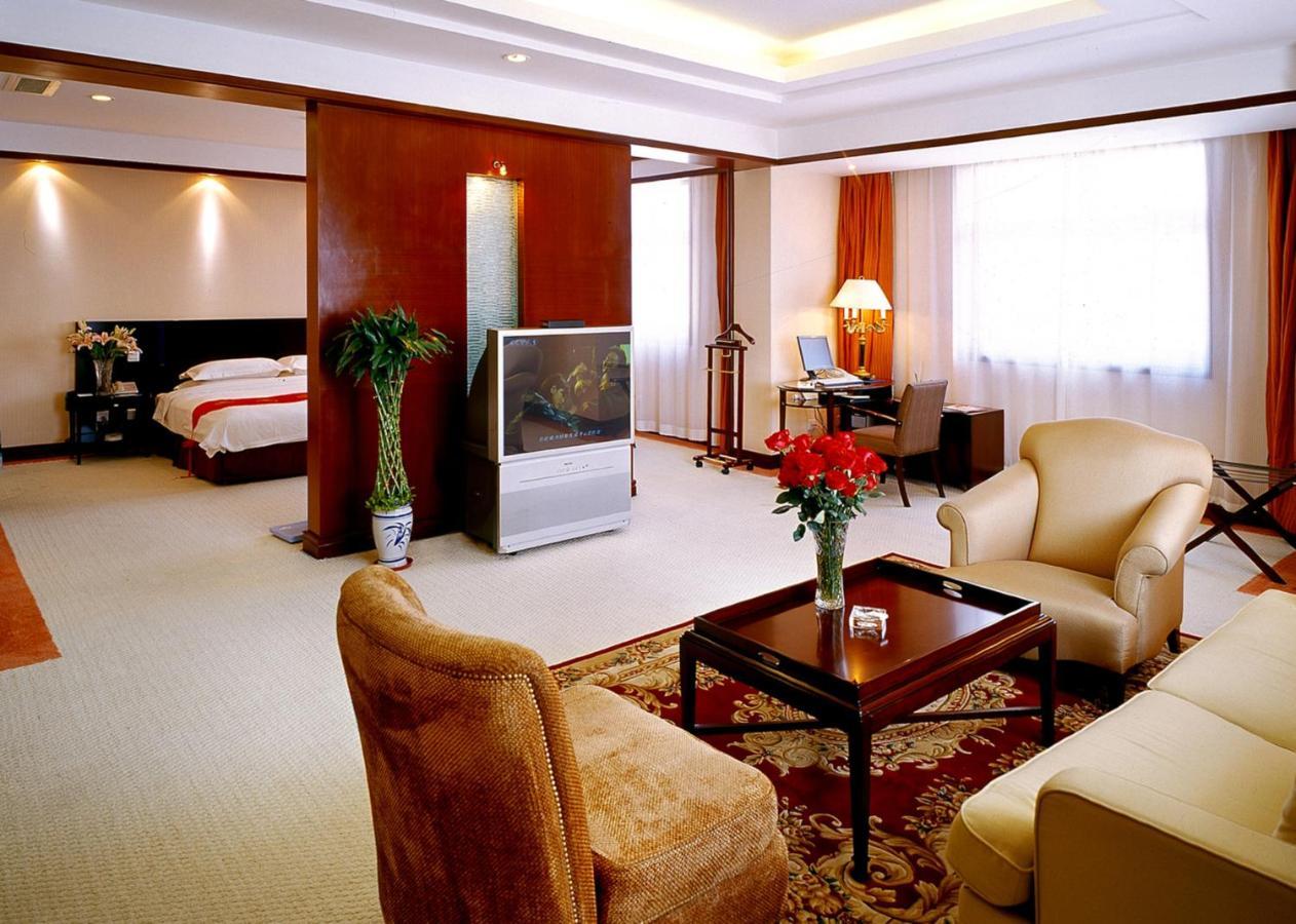 Royal International Hotel 우루무치 객실 사진